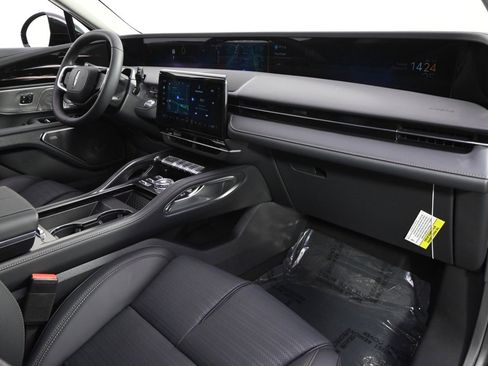 New 2026 Lincoln Nautilus Reserve image 15