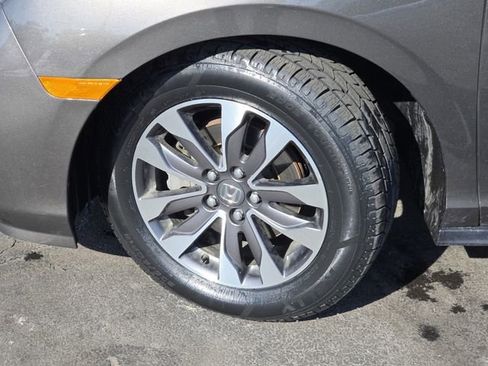 Used 2023 Honda Odyssey EX-L image 23