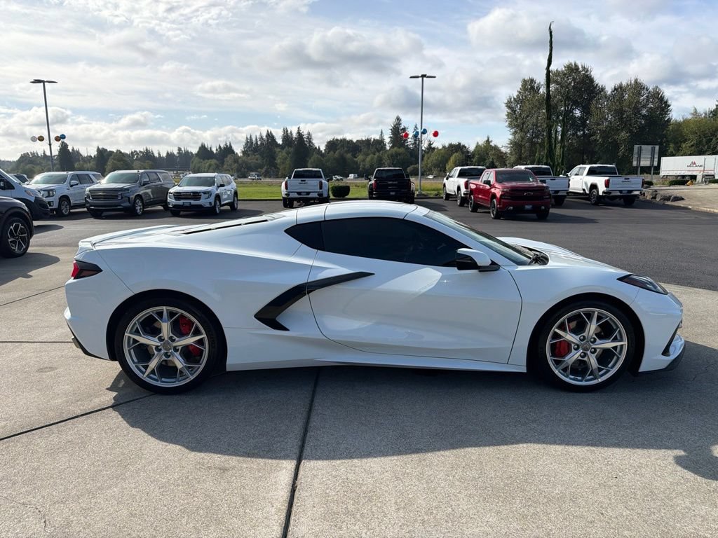 Used 2023 Chevrolet Corvette Stingray Coupe w/ Chrome Exterior Badge Package RWD image 7