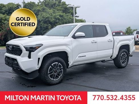Certified 2025 Toyota Tacoma TRD Sport AWD/4WD image 5
