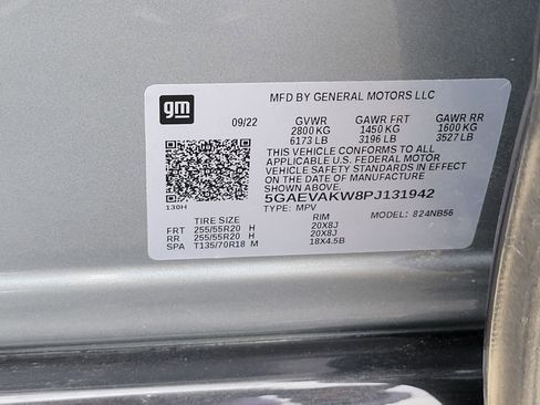 Used 2023 Buick Enclave Essence w/ Experience Buick Package image 18