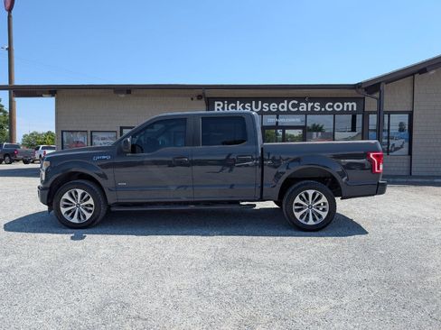 Used 2017 Ford F150 XL w/ Equipment Group 101A Mid AWD/4WD image 11