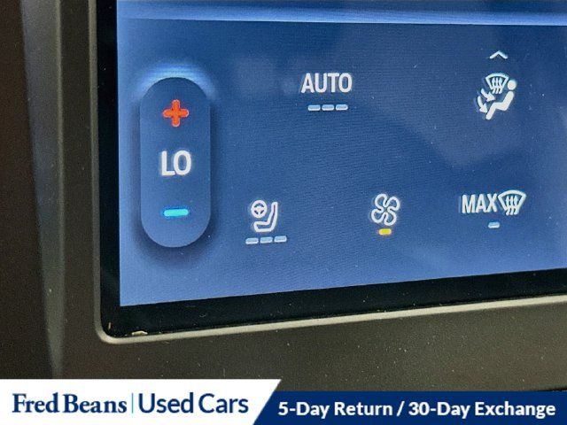 Used 2022 Ford Edge SEL w/ Sport Appearance Package AWD/4WD image 26