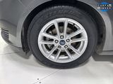 Used 2018 Ford Focus SE image 4