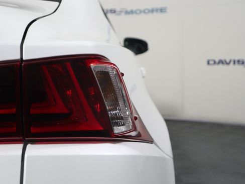 Used 2015 Lexus IS 250 RWD image 6