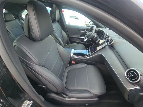 Used 2025 Mercedes-Benz C 300 Sedan image 10