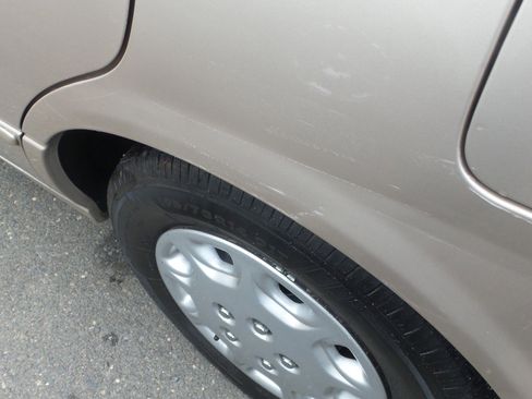 Used 1998 Toyota Camry LE image 48