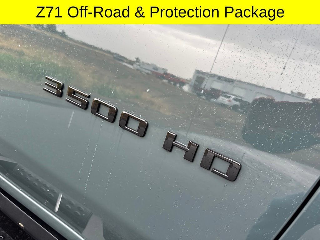 Used 2025 Chevrolet Silverado 3500 LT w/ Safety Package AWD/4WD image 13