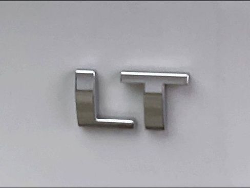 Used 2024 Chevrolet Malibu LT image 23