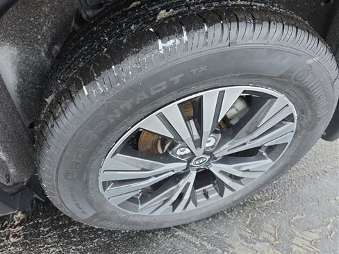 Used 2023 Nissan Rogue SV image 20