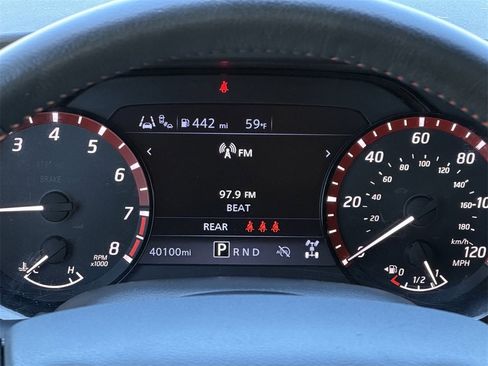 Used 2025 Nissan Frontier PRO-4X w/ Pro Convenience Package image 16