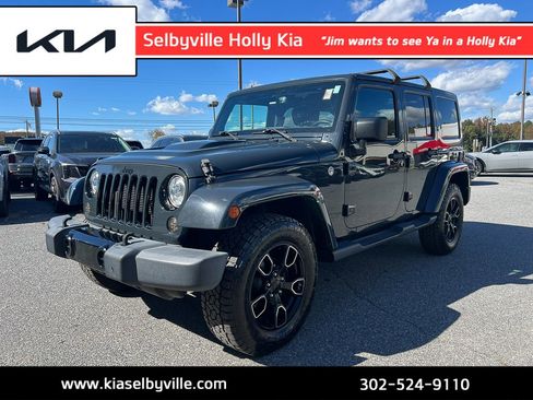Used 2018 Jeep Wrangler Unlimited Sahara image 1