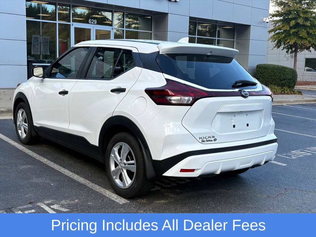 Used 2022 Nissan Kicks S w/ Interior Electronics Package FWD image 6