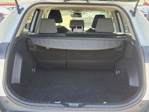 Used 2025 Toyota RAV4 XLE FWD image 32