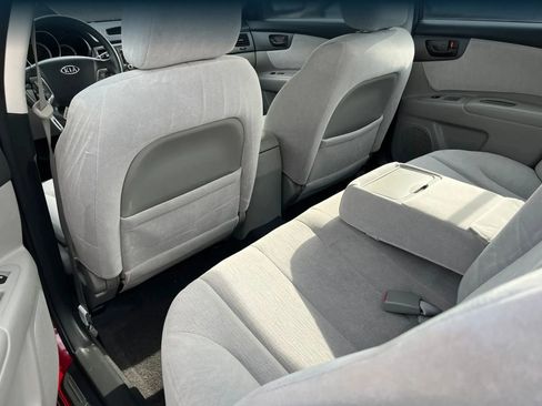 Used 2009 Kia Optima LX image 10