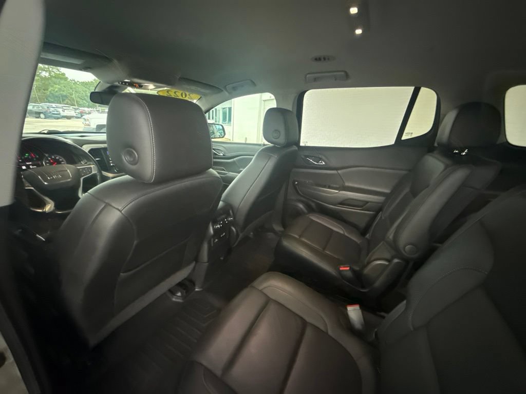 Used 2022 GMC Acadia SLT w/ Preferred Package FWD image 45