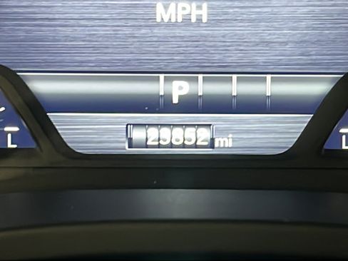 Certified 2025 RAM 1500 Big Horn AWD/4WD image 10