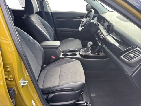 Certified 2024 Kia Seltos S AWD/4WD image 11
