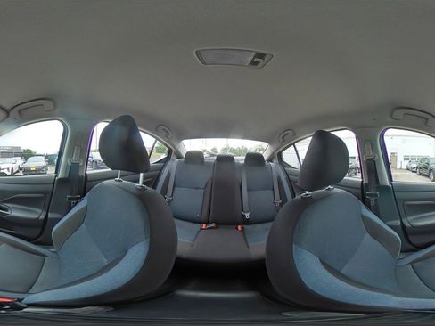 Used 2025 Nissan Versa SV FWD image 40