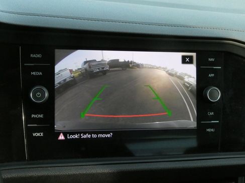 Used 2024 Volkswagen Jetta SEL image 7