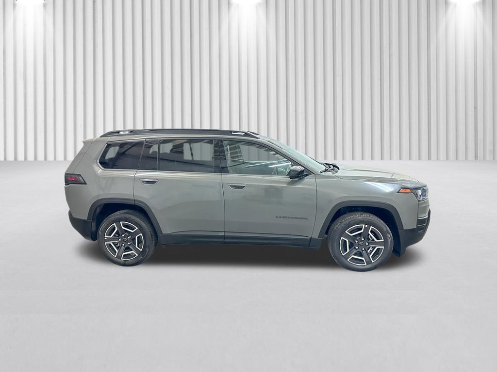 New 2026 Jeep Cherokee Laredo AWD/4WD image 3