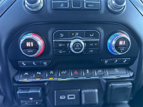 Used 2019 GMC Sierra 1500 AT4 w/ AT4 Premium Package image 20