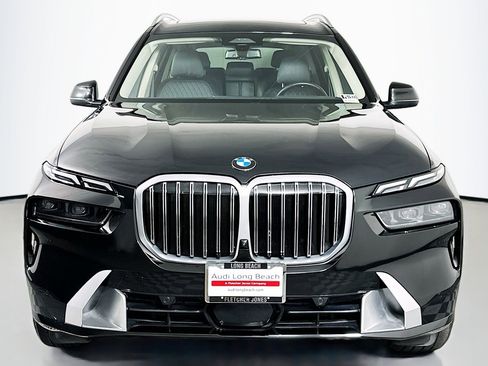 Used 2026 BMW X7 xDrive40i AWD/4WD image 2