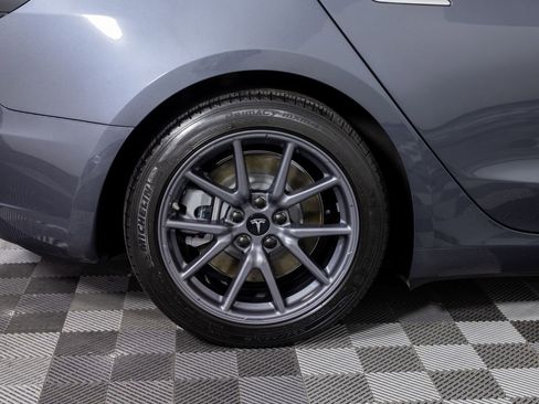 Used 2018 Tesla Model 3 Performance image 36