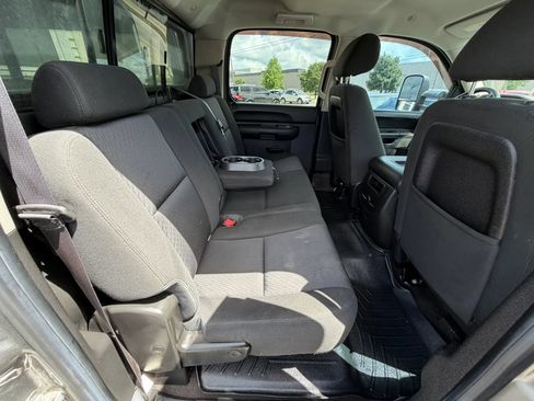 Used 2012 Chevrolet Silverado 2500 LT w/ Interior Plus Package AWD/4WD image 29