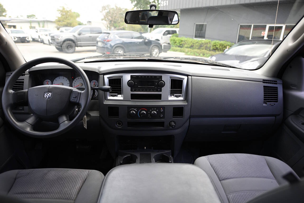 Used 2007 Dodge Ram 1500 Truck SLT RWD image 16