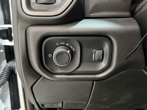 New 2024 RAM 3500 Tradesman AWD/4WD image 13