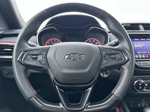 Used 2022 Chevrolet TrailBlazer RS w/ Sun and Liftgate Package image 21