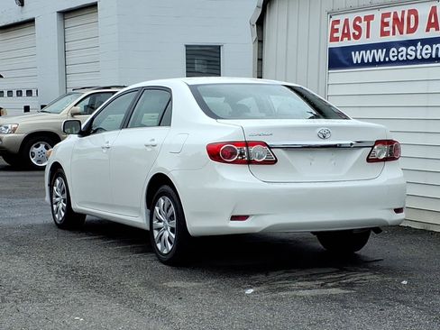 Used 2013 Toyota Corolla LE FWD image 3