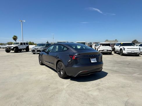Used 2024 Tesla Model 3 Standard Range RWD image 2