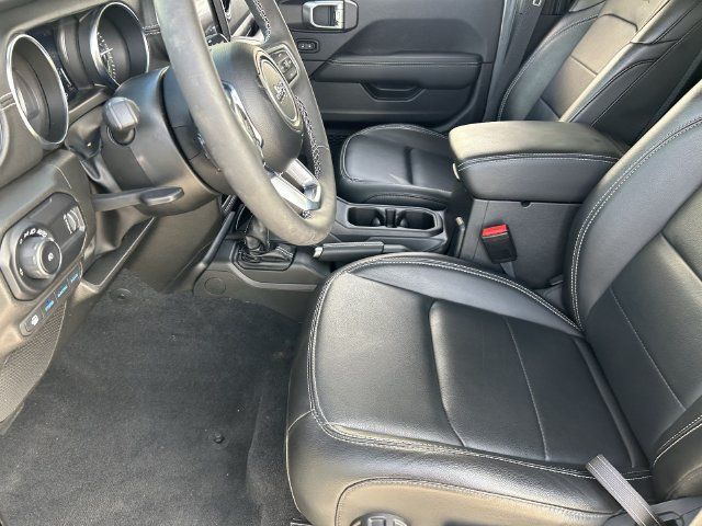 Used 2023 Jeep Wrangler Unlimited Sahara w/ Cold Weather Group AWD/4WD image 20