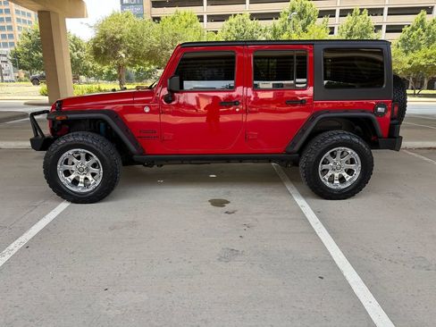 Used 2014 Jeep Wrangler Unlimited Sport w/ Quick Order Package 24S AWD/4WD image 8