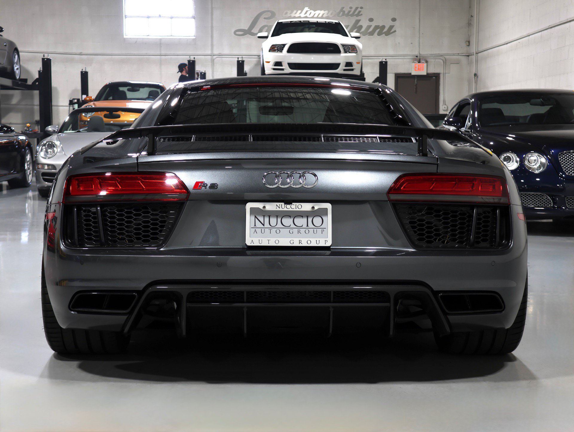 Used 2017 Audi R8 V10 plus AWD/4WD image 8