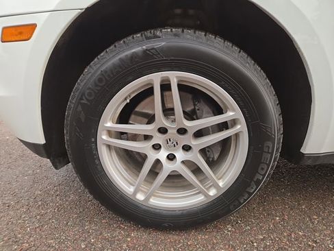 Used 2017 Porsche Macan image 9