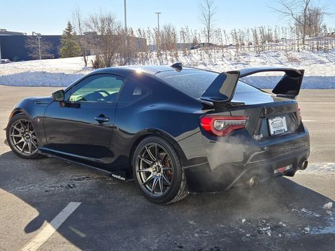 Used 2017 Toyota 86 image 33