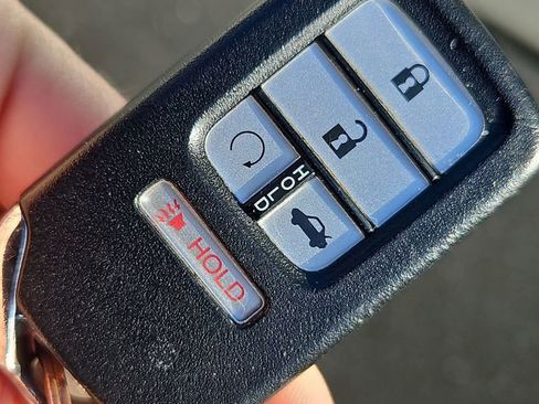 Used 2017 Honda Civic EX image 10