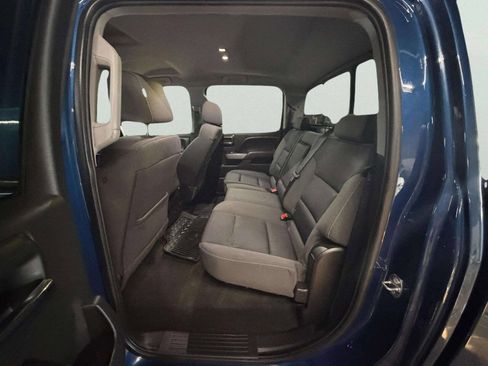 Used 2018 Chevrolet Silverado 1500 LT w/ All Star Edition image 15