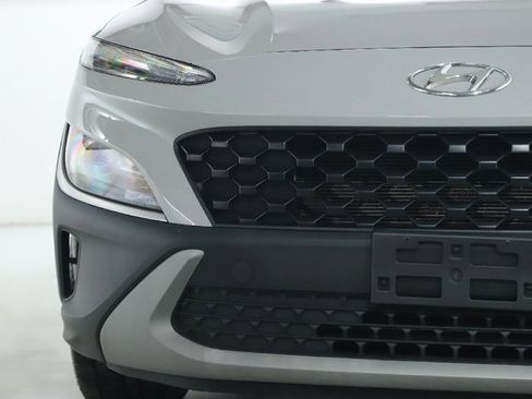 Used 2022 Hyundai Kona SEL image 6