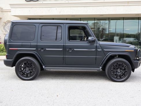Used 2025 Mercedes-Benz G 550 image 4