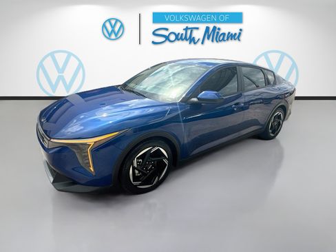Used 2025 Kia K4 EX FWD image 3