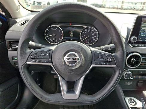 Certified 2023 Nissan Sentra SV FWD image 19