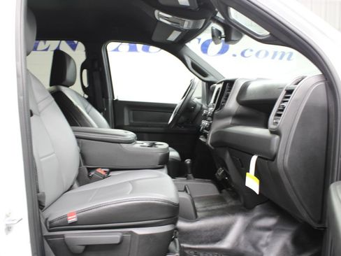 Used 2023 RAM 3500 Tradesman w/ Convenience Group AWD/4WD image 30