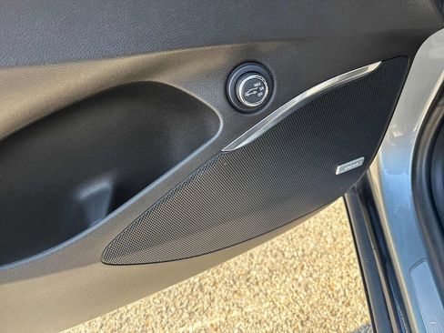 Used 2023 Buick Enclave Essence w/ Experience Buick Package image 17