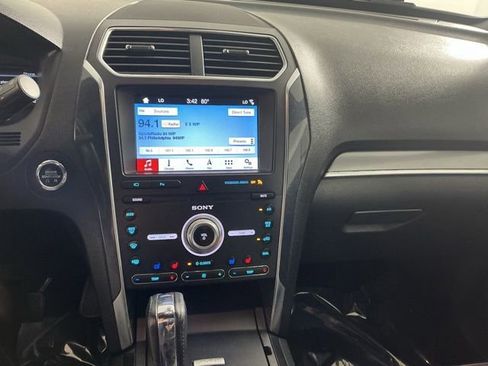 Used 2019 Ford Explorer Sport w/ Equipment Group 401A AWD/4WD image 33