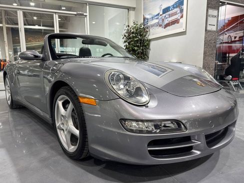 Used 2006 Porsche 911 Carrera 4 AWD/4WD image 22