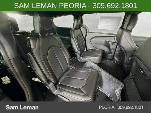 New 2026 Chrysler Pacifica Select w/ S Appearance Package AWD/4WD image 27